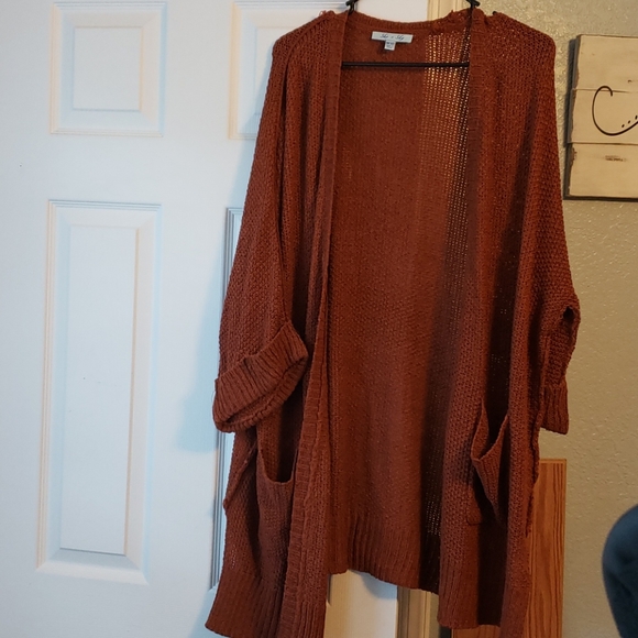 Cardigan - Picture 1 of 4
